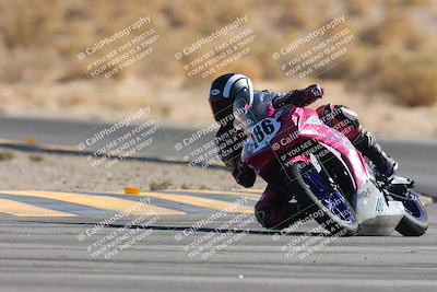 media/Jan-10-2025-CVMA Friday Practice (Fri) [[489e0da257]]/Group 4 and Trackday/Session 4 (Turn 16)/